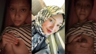 Bokep VCS Ukhty Intan Jilbab Grepe Toket Bacol Untuk Ayang