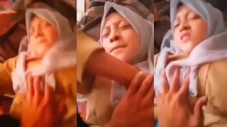 Bokep SMP Jilbab Pramuka Dipaksa Ayang Berbuat Mesum